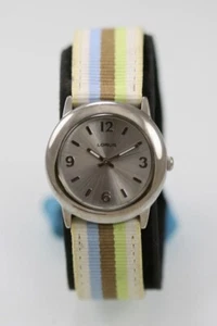 Lorus Uhr Damen Silber Edelstahl Wr Bunt Nylon Batterie Weiß Quarz - Bild 1 von 6