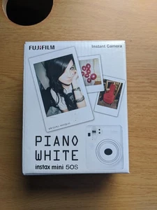 NEVER USED FUJIFILM INSTAX MINI 50S PIANO WHITE INSTANT CAMERA & PROTECTIVE CASE - Picture 1 of 8