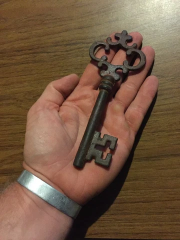 Victorian Master Door Cast Iron Skeleton Key HUGE Cathedral Patina Collector WOW Cover