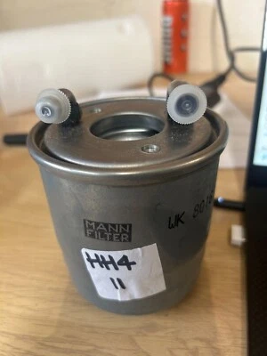 DIESEL FUEL FILTER MERCEDES E A B CLASS 180CDI 200CDI 89-12 WK8016  Mann HH3-02 - Image 1 of 3