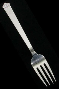 TIFFANY & CO HAMPTON STERLING SILVER 8 1/2" COLD MEAT FORK - Picture 1 of 4