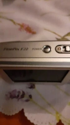 Digitalcamera fujifilm finepix f20 - Bild 1 von 3