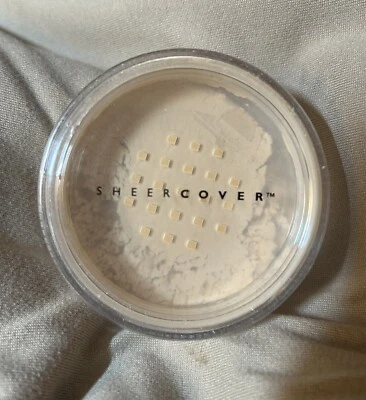 Sheer Cover Finishing Powder, Factory Sealed, 4g/.14 oz.  Color: Medium - Image 1 of 4