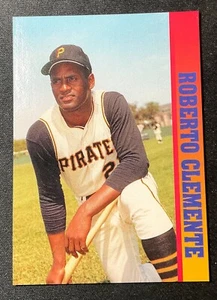 ROBERTO CLEMENTE Pittsburgh Pirates 1993 ballstreet CARD Kneeling - Picture 1 of 2