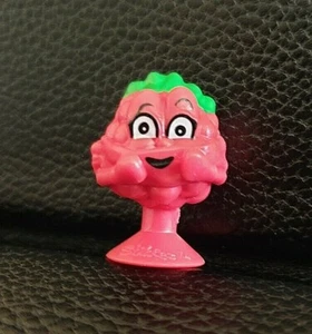 Coles Stikeez 2020 Fresh Friends 'RUBY RASPBERRY' - Picture 1 of 1