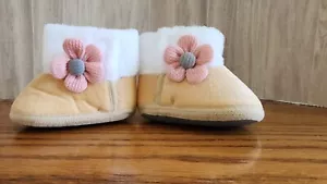 Infant Easter slippers - Picture 1 of 1