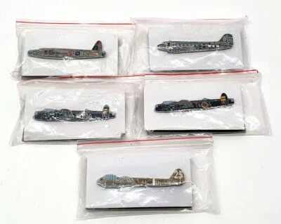 Atlas Editions 3903 - 5 Enamel Aircraft Pin Badges - Avro Junker Vickers Douglas - Bild 1 von 4