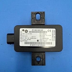 2014-2021 Jeep Dodge Chrysler OEM Tire Pressure Monitoring Module 68219831AC - Picture 1 of 3
