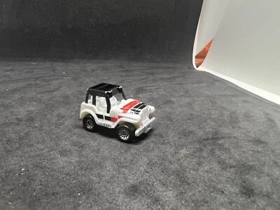 Vintage Micro Machines JEEP WRANGLER 4x4 White Red Blue 1986 Galoob HTF - Image 1 of 4