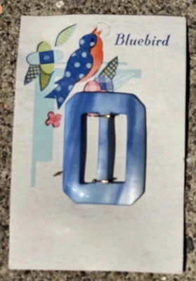 Lote de (10) Tarjetas (1) 1 1/4” de alto x 1 1/8” de ancho MOP Hebilla Sirena en cada tarjeta. Foto 1 de 2