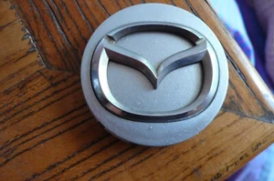 Mazda 3 6 200 2012 Wheel centre Cap Prt B2874 - Picture 1 of 2