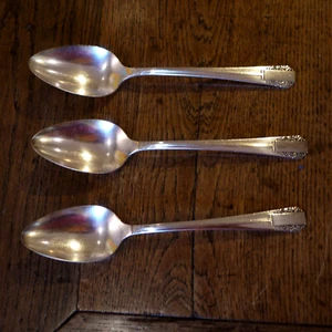 Vtg Wm A Rogers AA Heavy Oneida Ltd Rose Pattern Silverware - 3 Soup Spoons - Picture 1 of 4