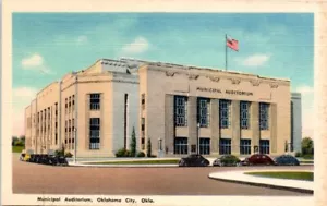 Lot of 2 OK Postcards Municipal Auditorium & County Court House Oklahoma City - Picture 1 of 4
