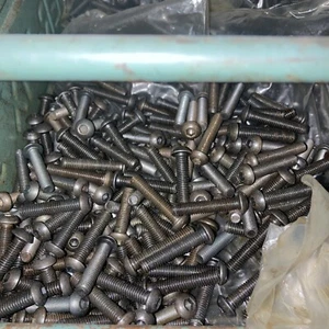 Lot (100) M 6 X 1.0  X 30 mm Black Button Socket Head Bolts 10.9 G Screw Germany - Picture 1 of 4