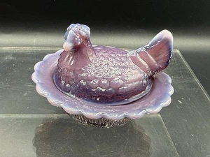 Mosser Glas Aubergine lila Mini Henne auf Nest Salz Celler  - Bild 1 von 6