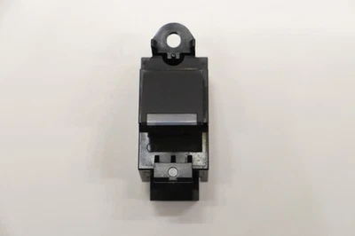 2015–2025 LAND ROVER DISCOVERY SPORT ПЕРЕКЛЮЧАТЕЛЬ УПРАВЛЕНИЯ СТЕКЛОМ ЗАДНЕЙ ПРАВОЙ ДВЕРИ ОТ ОРИГИНАЛЬНОГО ПРОИЗВОДИТЕЛЯ - Изображение 1 из 4