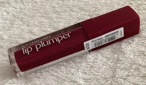 Bath & Body Works ALL NEW~*BERRIED AWAY*~ Lip Plumper .19 oz/5.5 g - Picture 1 of 2