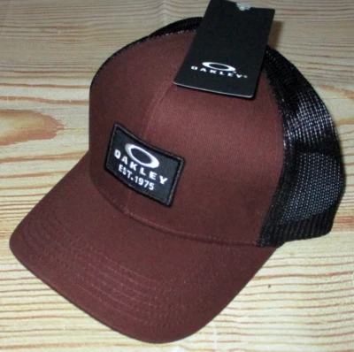 PARA HOMBRES OAKLEY GRANATE NEGRO GORRA SNAPBACK AJUSTABLE CAMIONERO SOMBRERO Foto 1 de 3