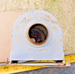 ANTIQUE EASTMAN KODAK BROWN SAFELIGHT LAMP MODEL C PAT. 1918 PHOTOGRAPHY CAMERA - Picture 1 of 5