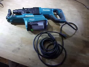 MAKITA 1" AVT MARTILLO GIRATORIO CON FILTRO HEPA EXTRACCIÓN # HR2661 - Imagen 1 de 5