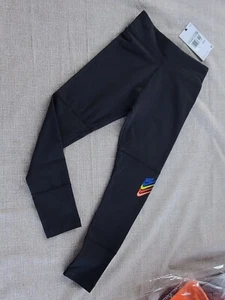 Nike kids' leggings Black Brand new with tags Size M - Picture 1 of 3