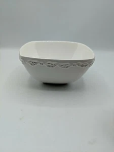 American Atelier Bianca Wave Square Bowl 6" X 6' - Picture 1 of 5