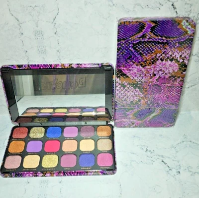 Revolution Lidschatten Palette Forever Flawless Show Stopper  Luxus Beauty - Bild 1 von 3