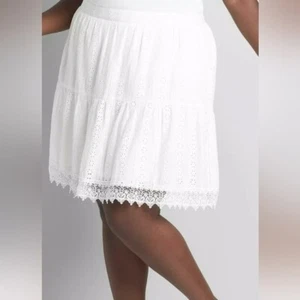 NWT Lane Bryant Eyelet Flounce Short Skirt Women's 18/20 - Picture 1 of 12