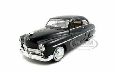 1949 MERCURY COUPE BLACK 1/24 DIECAST MODEL CAR BY MOTORMAX 73225 - Image 1 of 4