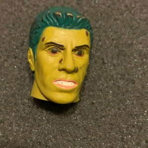 2000 Marvel Famous Covers Figure X-Men The Movie Toad Action figure 9" legends - Picture 1 of 3