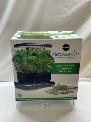 Encimera inteligente Miracle-Gro AeroGarden Harvest LED 100641-NEGRO Foto 1 de 4