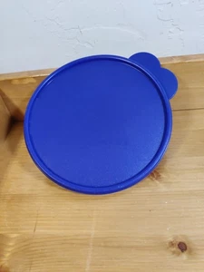 Tupperware X 7” Round Blue Replacement Lid With Butterfly Tab 2517A - Picture 1 of 6