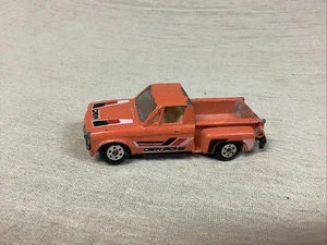 Camion pickup pressofuso Yatming Chevy Chevrolet LUV n. 1700 Thailandia arancione - Foto 1 di 7