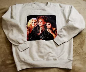 SCHAU! Sanderson Sisters Hocus Pocus Sweatshirt - Bild 1 von 4