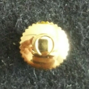 Omega Dustproof Crown, Gold Plated, Part Number 22020 - Picture 1 of 12