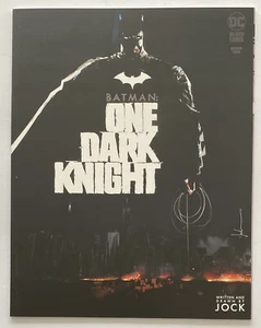 BATMAN ONE DARK KNIGHT #1 LIBRO ETIQUETA NEGRA UNO CÓMICS DE DC ESCRITOS Y DIBUJADOS POR JOCK - Imagen 1 de 3