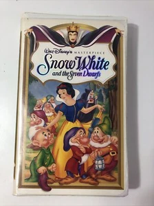 Snow White and the Seven Dwarfs VHS 1994 Disney Masterpiece Pre Owned VG - Picture 1 of 3