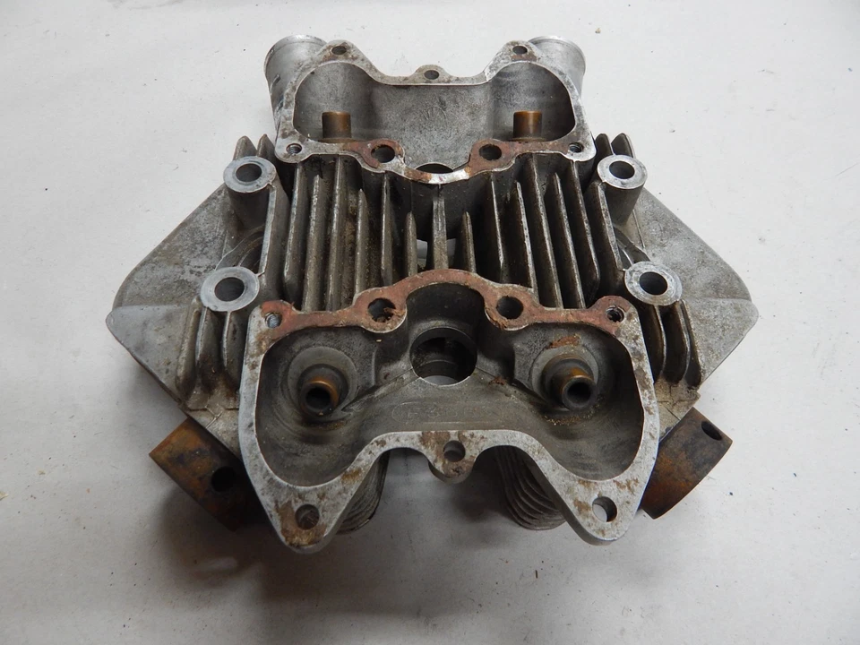 ¡BONITO! Triumph Bonneville T120 1959 culata sin grietas Delta 650 unidad previa Foto 1 de 4