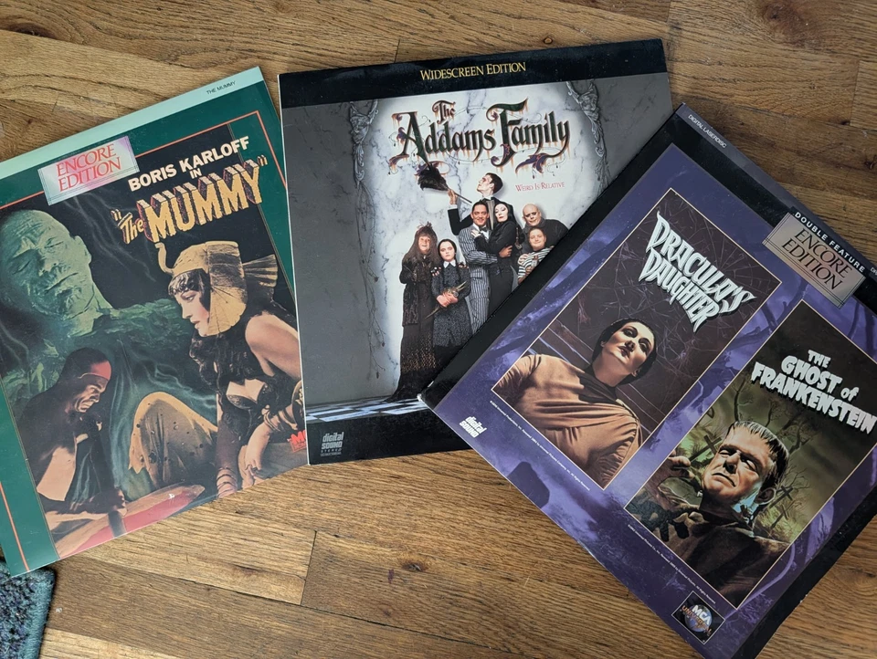 3 Laserdisc Lot: Addams Family. The Mummy. Dracula s Daughter/Ghost Of... Foto 1 de 1