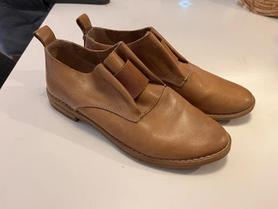 Hush Puppies Leather Shoes Size 6 - Image 1 of 4