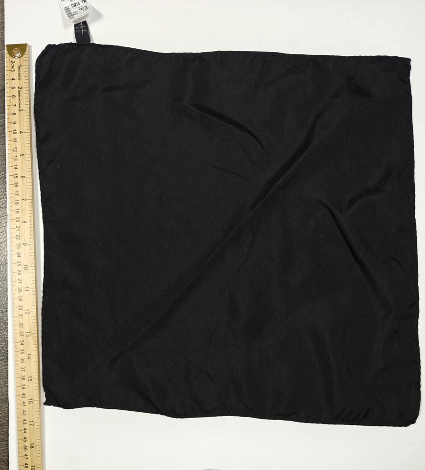 Jos. A. Banco 100% Seda Bolsillo Cuadrado Azul Patrón y Conjunto Negro Foto 1 de 4