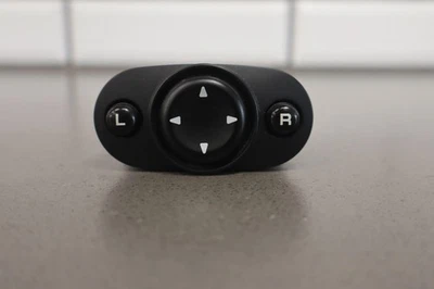 Interruptor de control del espejo retrovisor montado en el panel izquierdo Plymouth Chrysler Prowler 1997-1999 Foto 1 de 4