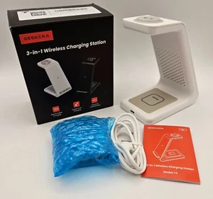 Geekera 3 In 1 Wireless Charging Station for Apple - White (Open Box) - Picture 1 of 11