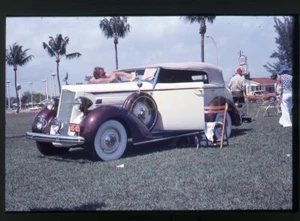 1936 Packard Cabrio Limousine - 1977 Auto Show - Vintage 35mm Car Slide - Bild 1 von 3