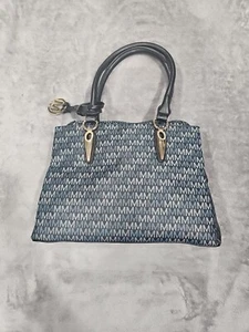 Milan Handtasche Signature M geprägtes Leder Handtasche schwarz Tragetasche - Bild 1 von 12