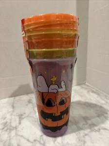 zak! Erdnüsse SNOOPY HALLOWEEN GLLOW IN DARK TUMBLERS Strohhalme 4er-Pack 25 Oz BPA-frei - Bild 1 von 5