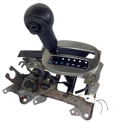 Selector automático de cambio de marchas de piso Mitsubishi Eclipse Spyder 2001-2005 OEM Foto 1 de 4