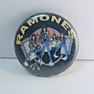 The Ramones 2002 "Road To Ruin" Album Pinback Button Vintage - Bild 1 von 3