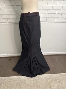 Falda trompeta sirena plisada puntada roja de mezclilla oscura Y2K Bisou Bisou para mujer talla 4 - Imagen 1 de 14