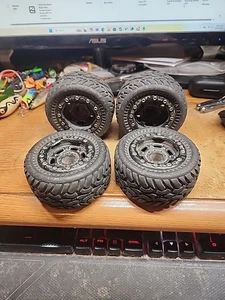 4 Pro-Line Titus Beadlock Wheels w Dirt Hawgs 2 w Traxxus Long Trav Suspension - Picture 1 of 14